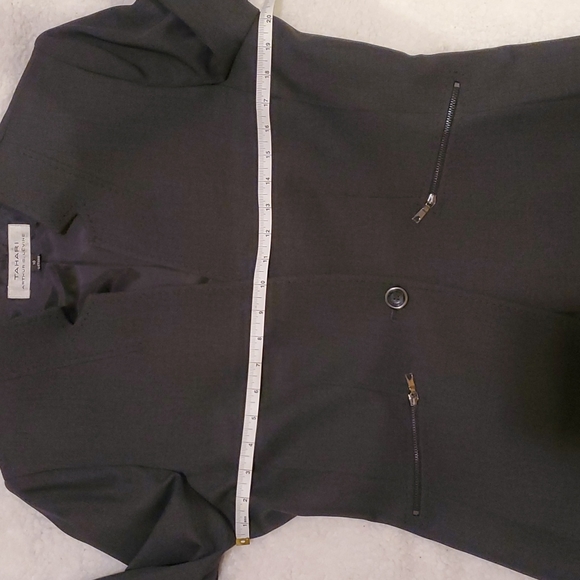 Tahari Pantsuit (does not include necklace) - Picture 14 of 16